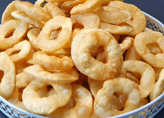 Salgadinho de água e sal