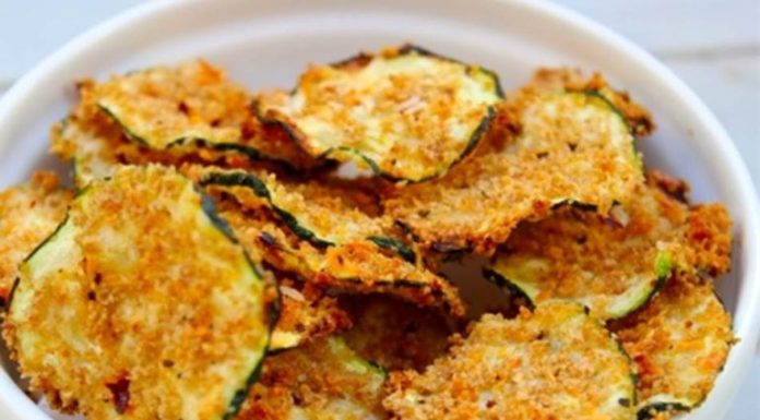 Abobrinha com parmesão e casquinha crocante