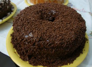 Calda de chocolate perfeita para bolos