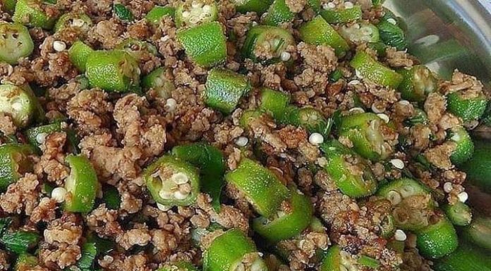 Carne Moída Fritinha com Quiabo