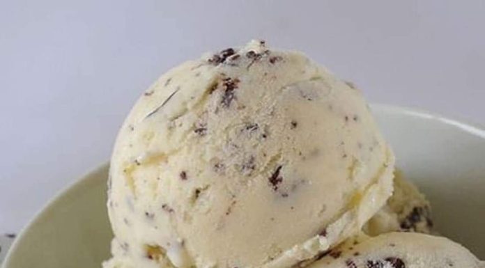 Sorvete Cremoso de Flocos delicioso