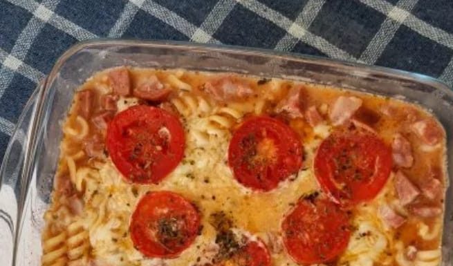 Macarrão pizza de micro-ondas